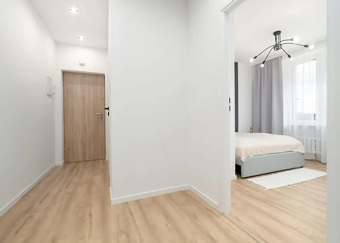 Charming In The Center Of By Renters Rzeszów