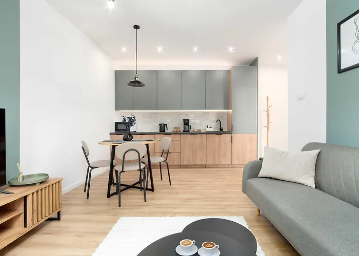 דירה Charming In The Center Of By Renters